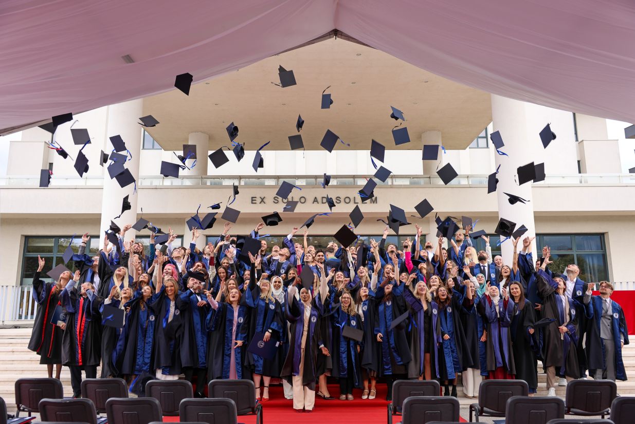 University SSST  Celebrates Its 19th Generation of Graduates
