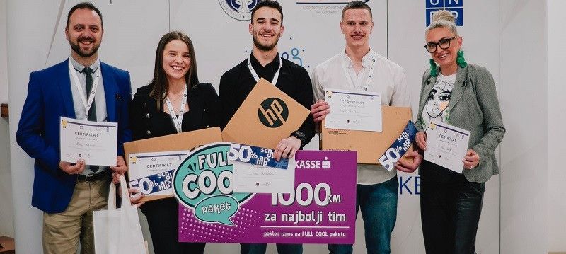 During the last weekend, the University of Sarajevo School of Science and Technology hosted the final competition of the "Academy for Young Entrepreneurs," where more than 150 students from 11 secondary schools in the Sarajevo Canton participated over the past few months.