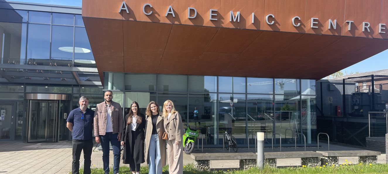 Last week, SSST University students visited the University of Buckingham, UK, to take part in an intensive training program focused on major incident response. The visit marked the beginning of a promising collaboration between SSST and the University of Buckingham Medical School, emphasizing hands-on education and skill-building in emergency scenarios.